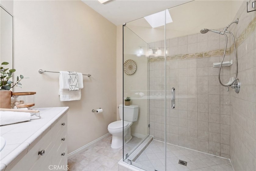 New Price! Incredible Opportunity in a Highly Coveted - photo 18