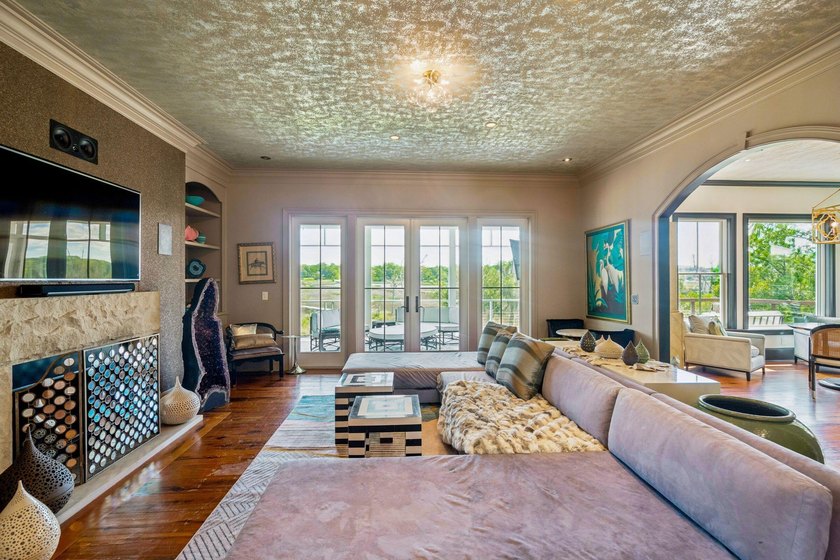 Set within one of Stono Ferry's most private waterfront settings - photo 27