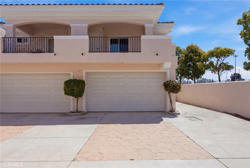 New Price! Incredible Opportunity in a Highly Coveted - photo 32