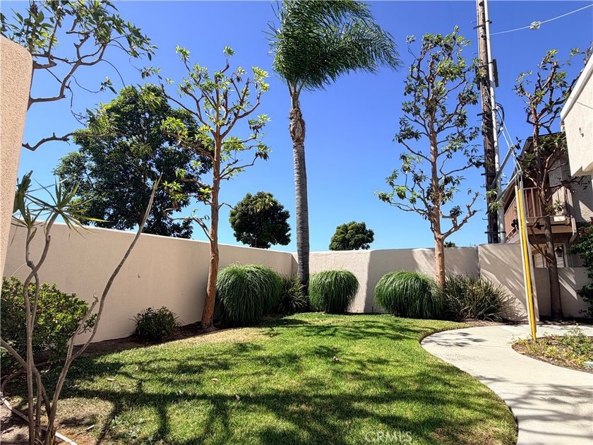 New Price! Incredible Opportunity in a Highly Coveted - photo 38