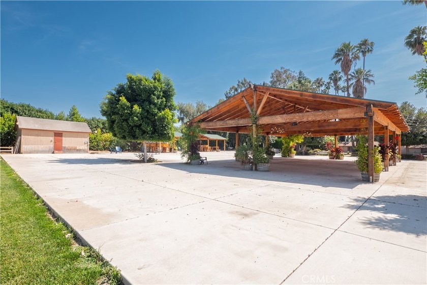 Welcome to this highly desirable single-story estate featuring a - photo 40
