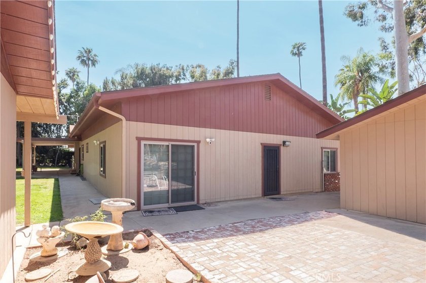 Welcome to this highly desirable single-story estate featuring a - photo 46