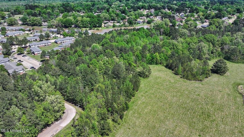 Build your four-plex here! City zoned for multi-family use - photo 24