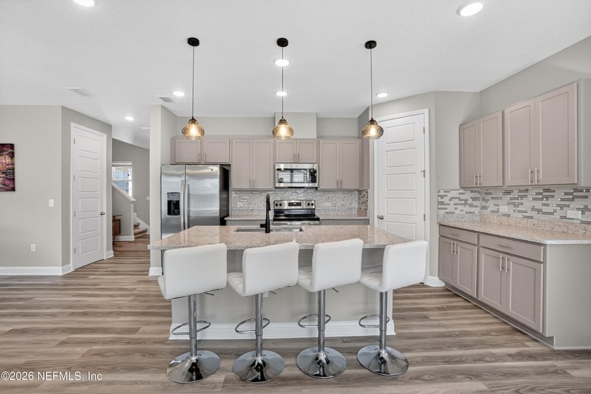 NEW LOWER PRICE !!! Welcome to this 4 BR/3 bath home with guest - photo 27