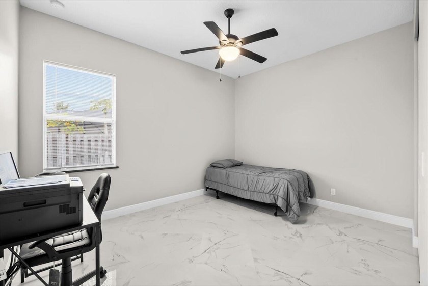 Welcome to this thoughtfully designed single-story residence in - photo 27