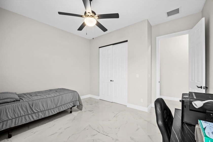 Welcome to this thoughtfully designed single-story residence in - photo 28