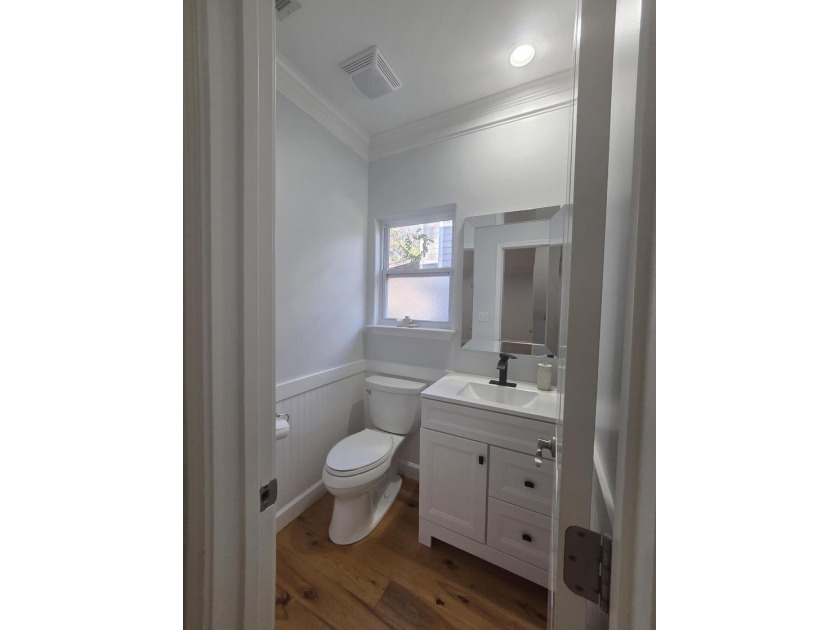 Short Sale, Enjoy the freedom of no HOA at this inviting Santa - photo 8