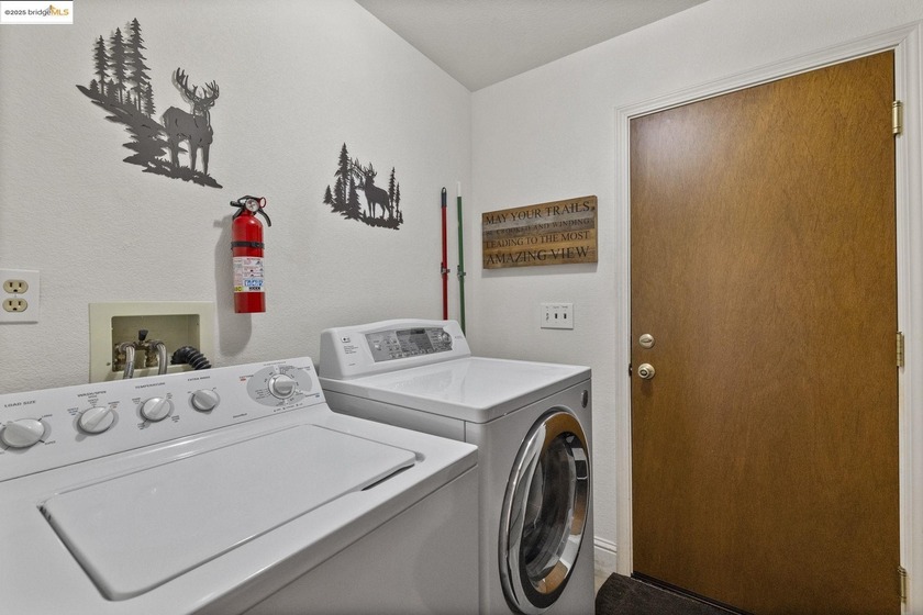 Charming Single-Story Retreat in Pine Mountain Lake. Welcome to - photo 19