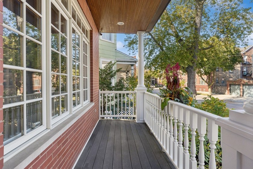 Welcome to your dream home in perfect Northcenter! Located in - photo 2