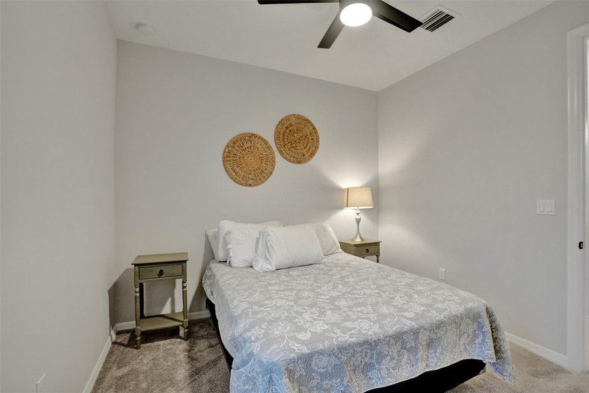 OWNER HAS MOVED -BEST DEAL - Quietest street - no through - photo 28