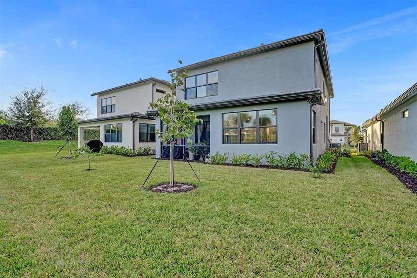 OWNER HAS MOVED -BEST DEAL - Quietest street - no through - photo 32