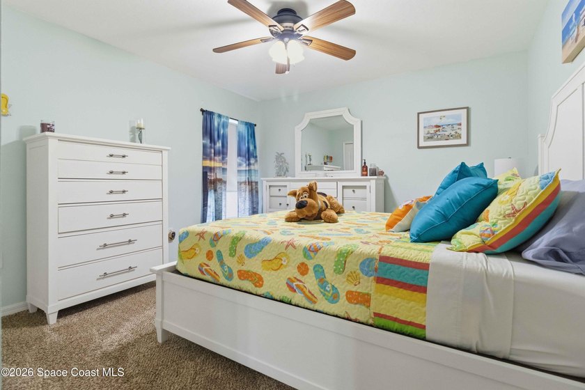 Welcome to this beautifully maintained spacious home that - photo 33