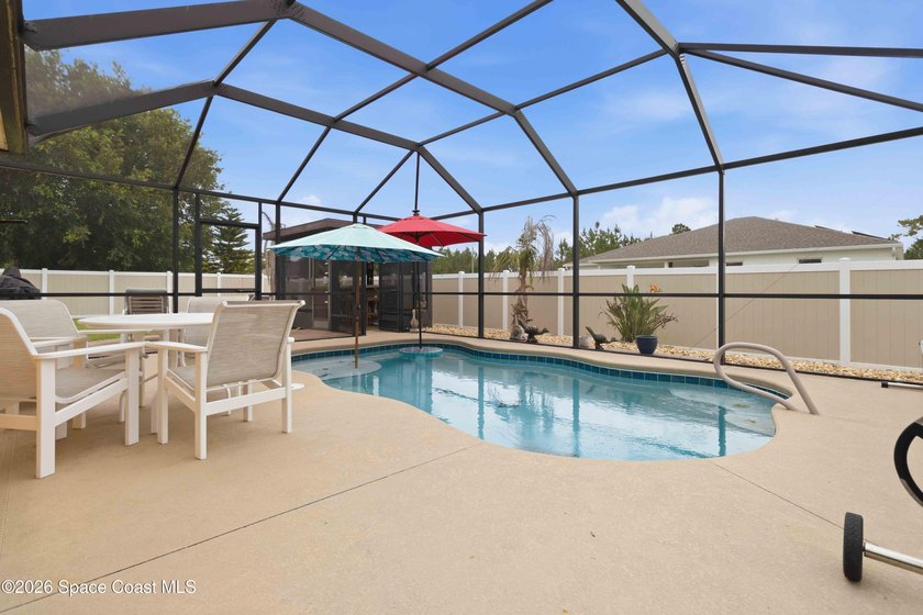Welcome to this beautifully maintained spacious home that - photo 47