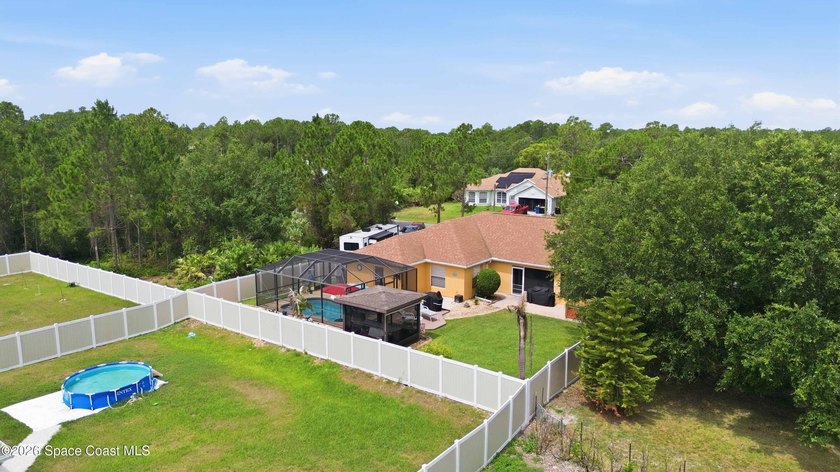 Welcome to this beautifully maintained spacious home that - photo 50