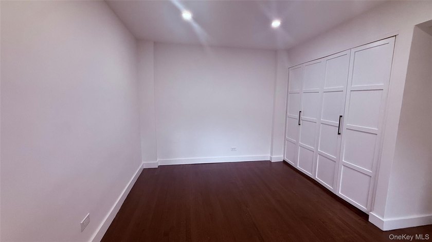 Stunning, fully gut-renovated 2 bedroom co-op. Everything brand - photo 9