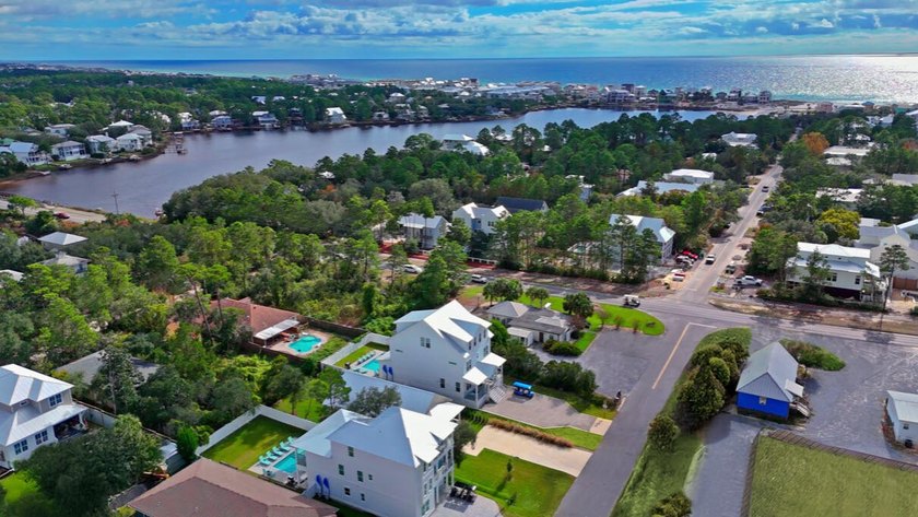 Short term rental powerhouse featuring a brand new 2024 build - photo 4