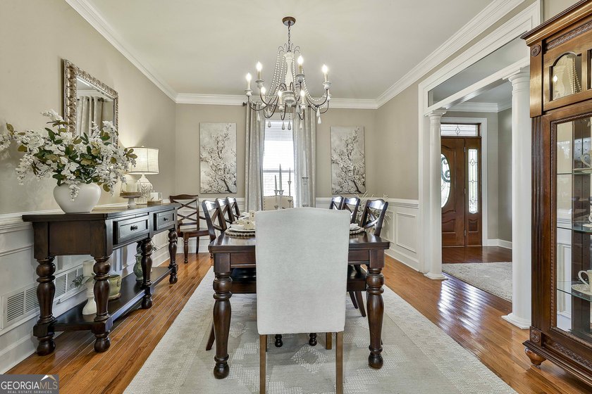 YOU MUST SEE THIS IMMACULATE CUSTOM BUILT ALL BRICK HOME ON - photo 20