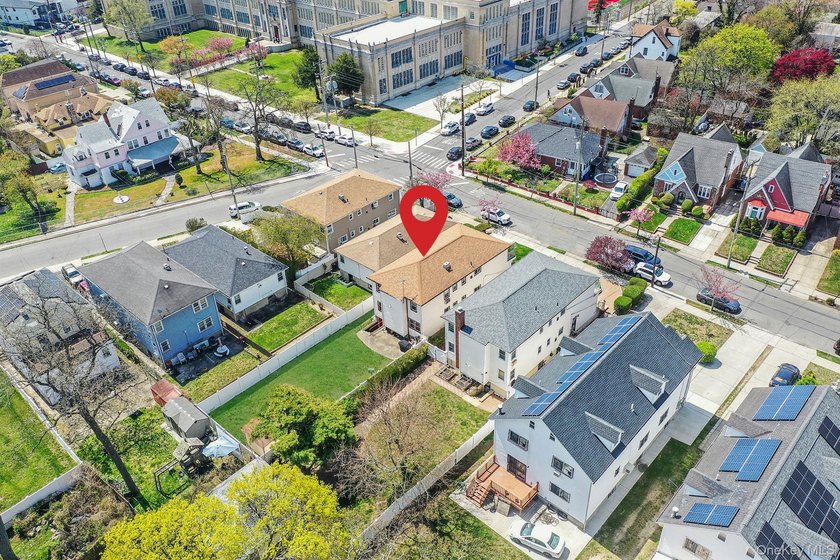 Exceptional Legal 2-Family Home in Bayswater, Far Rockaway** - photo 33