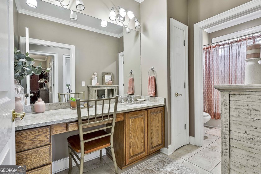 YOU MUST SEE THIS IMMACULATE CUSTOM BUILT ALL BRICK HOME ON - photo 37