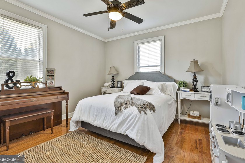 YOU MUST SEE THIS IMMACULATE CUSTOM BUILT ALL BRICK HOME ON - photo 38
