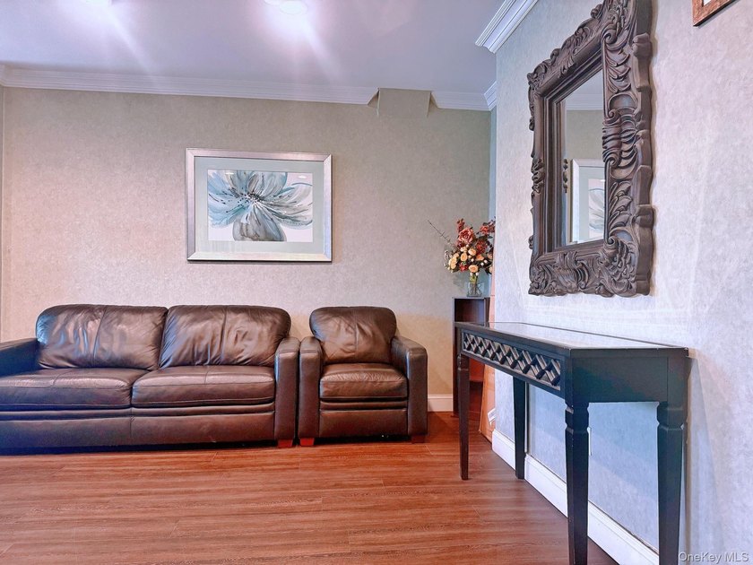 Sunny one bedroom condo with gorgeous views of Manhattan!. This - photo 7