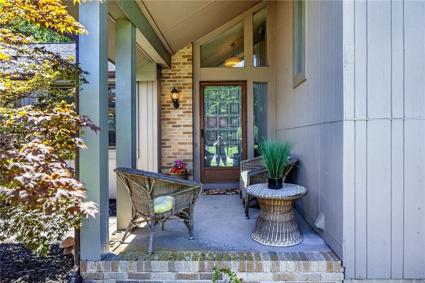 Welcome to 155 Moorland Drive! This beautifully updated - photo 8