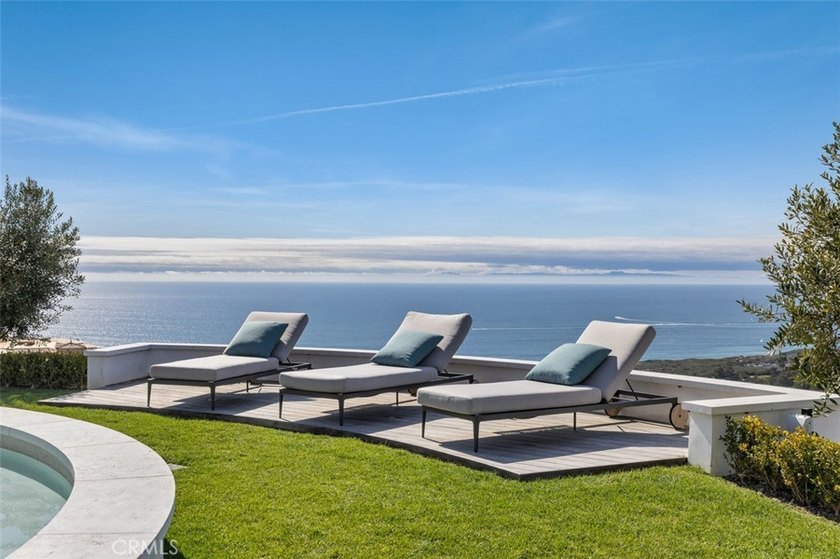 Nestled within the exclusive custom homesite gates of Crystal - photo 15
