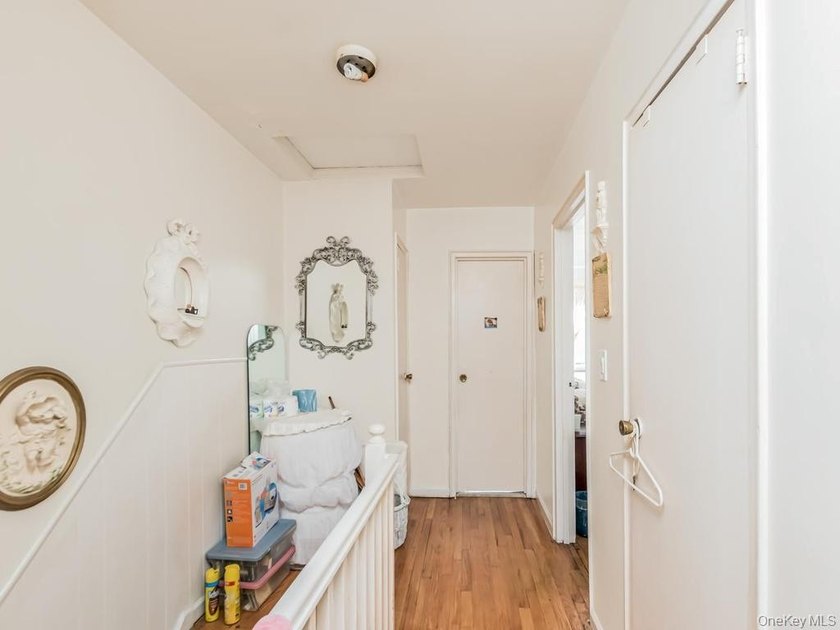 Welcome to this exceptional legal two-family semidetached brick - photo 25