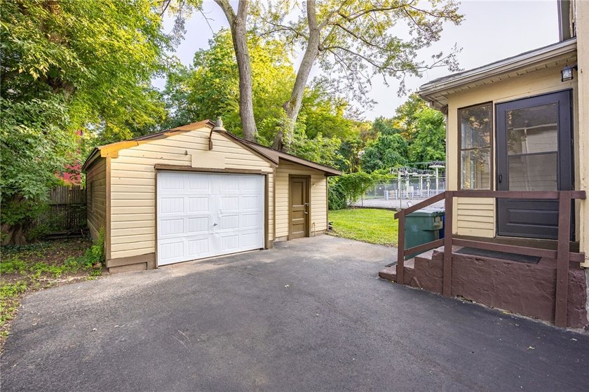 Welcome to 77 Boxart Street! A turnkey 4-bedroom/1.5-bath - photo 28