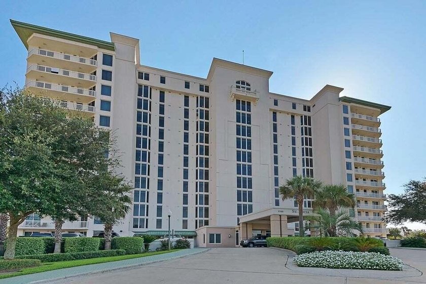 More PHOTOS COMING SOON!! Rental Income Projected 87-90k. Please - photo 15