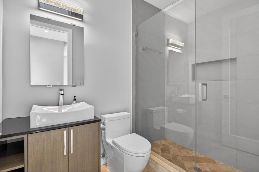 Exceptional modern 3-bed, 4-bath tri-level residence in prime - photo 33