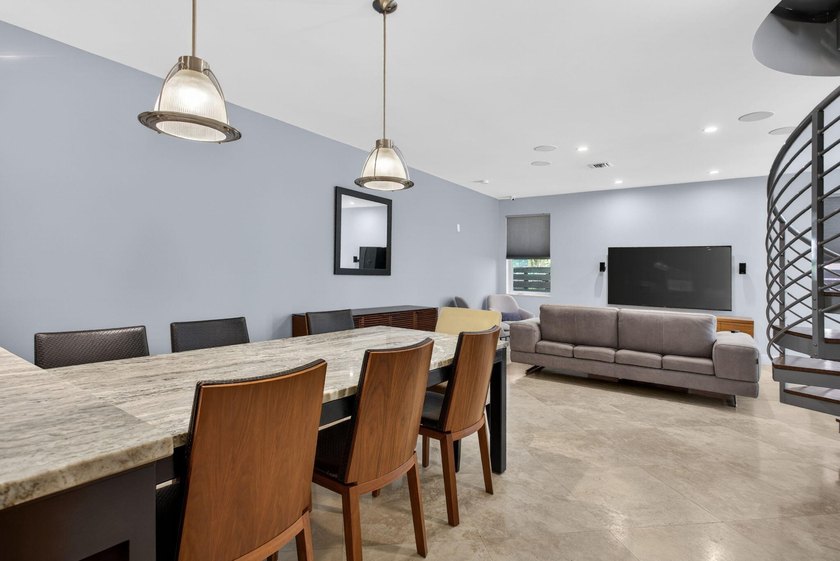 Exceptional modern 3-bed, 4-bath tri-level residence in prime - photo 48