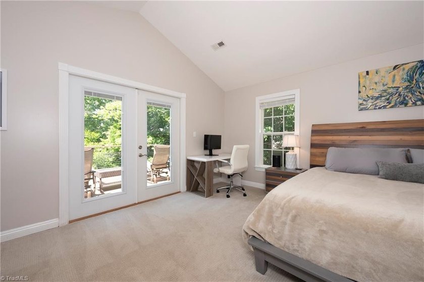 A High Rock Lake opportunity like this doesn't come around often! - photo 34