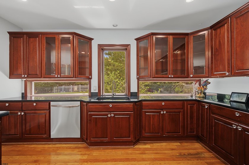 *Stunning Country Estate at 214 Liebig Street A breathtaking - photo 13