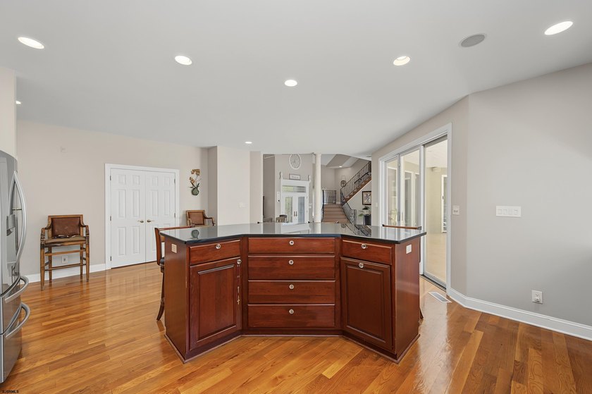 *Stunning Country Estate at 214 Liebig Street A breathtaking - photo 15
