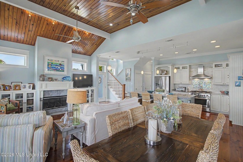Coastal Luxury Living on Henderson Point in beautiful Pass - photo 16