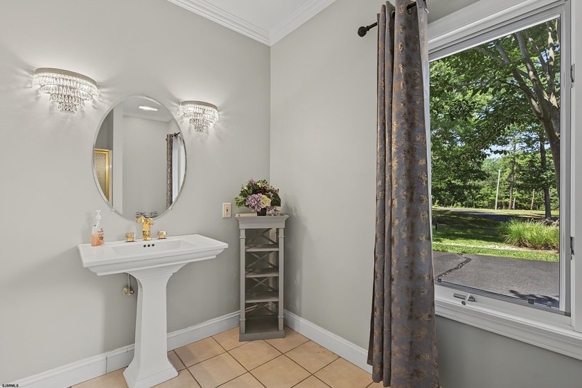*Stunning Country Estate at 214 Liebig Street A breathtaking - photo 20