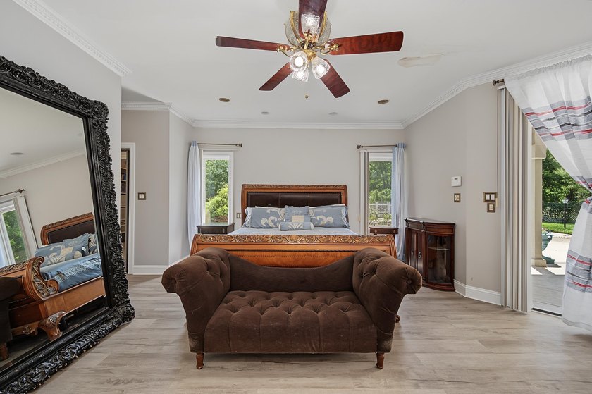 *Stunning Country Estate at 214 Liebig Street A breathtaking - photo 23
