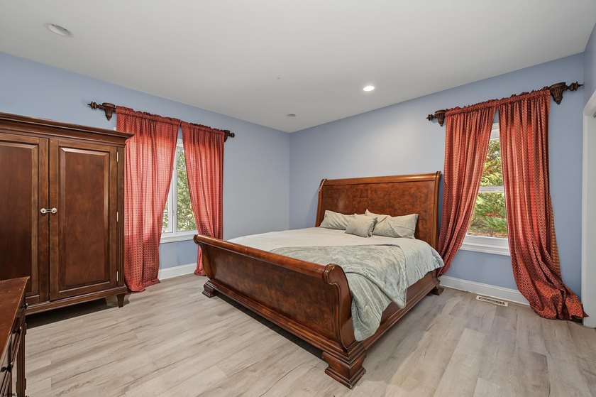 *Stunning Country Estate at 214 Liebig Street A breathtaking - photo 29