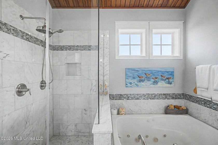 Coastal Luxury Living on Henderson Point in beautiful Pass - photo 33