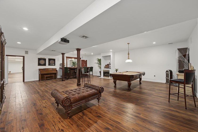 *Stunning Country Estate at 214 Liebig Street A breathtaking - photo 39