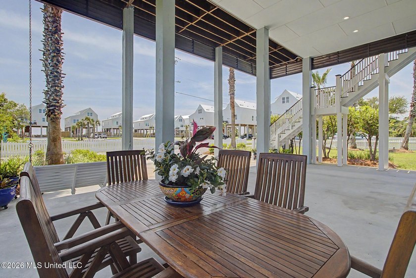 Coastal Luxury Living on Henderson Point in beautiful Pass - photo 40