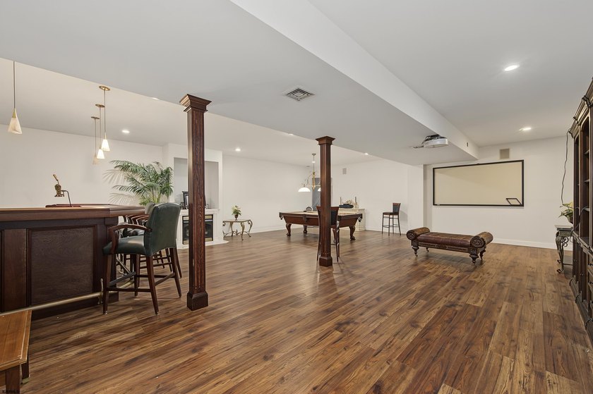 *Stunning Country Estate at 214 Liebig Street A breathtaking - photo 40