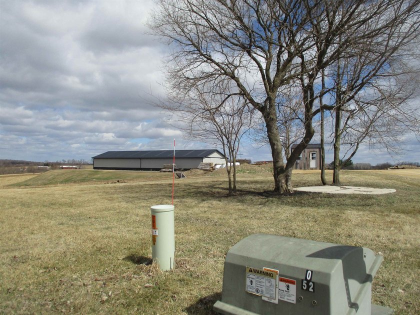 This charming hobby farm offers the perfect blend of country - photo 18