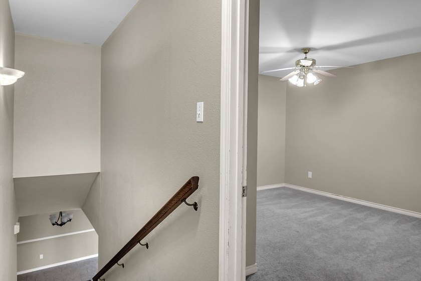 Charming Townhome in The Havens Welcome to this inviting - photo 34