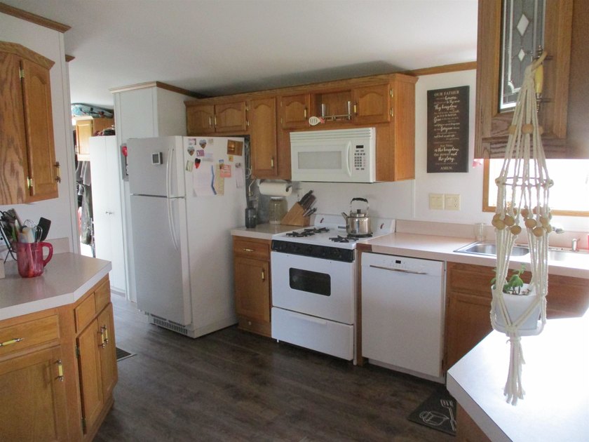 This charming hobby farm offers the perfect blend of country - photo 34