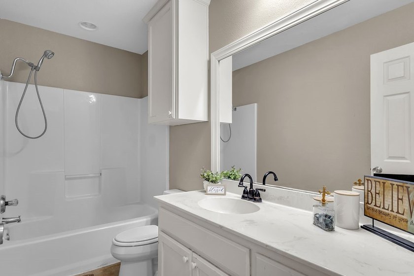 Charming Townhome in The Havens Welcome to this inviting - photo 35