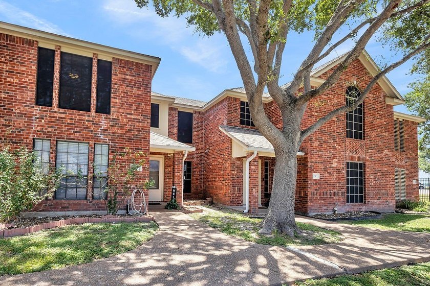 Charming Townhome in The Havens Welcome to this inviting - photo 37