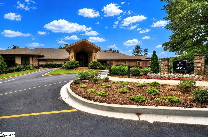 Welcome to your new Keowee Key home! This premium gated - photo 44