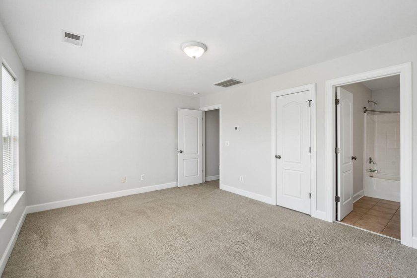 Welcome to 3065 Sugarberry Lane - priced below market value and - photo 20